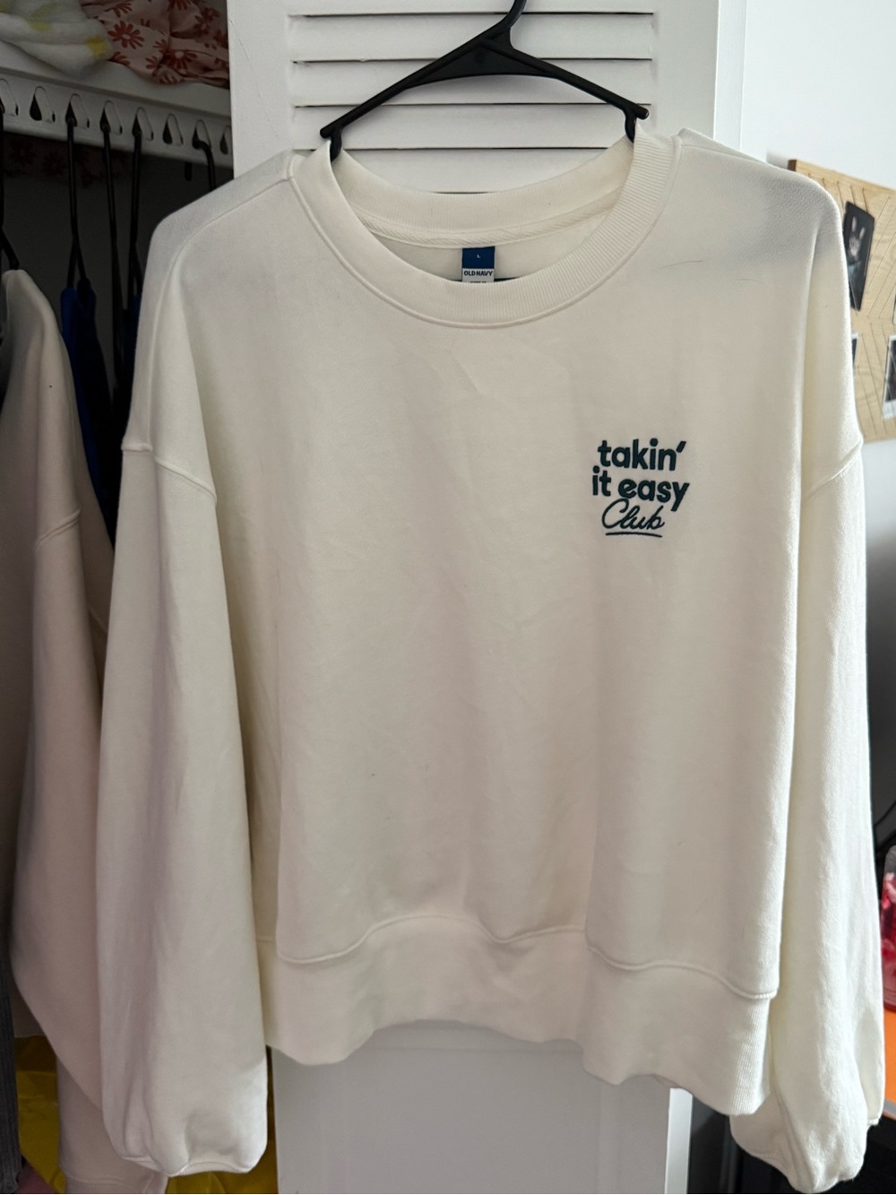 Old Navy Cream Crewneck Sweatshirt with Navy 'takin' it easy Club' Script